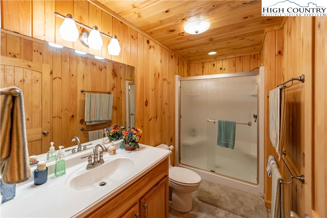 Image number 7 for the current listing