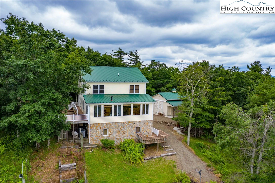 Image number 20 for the current listing