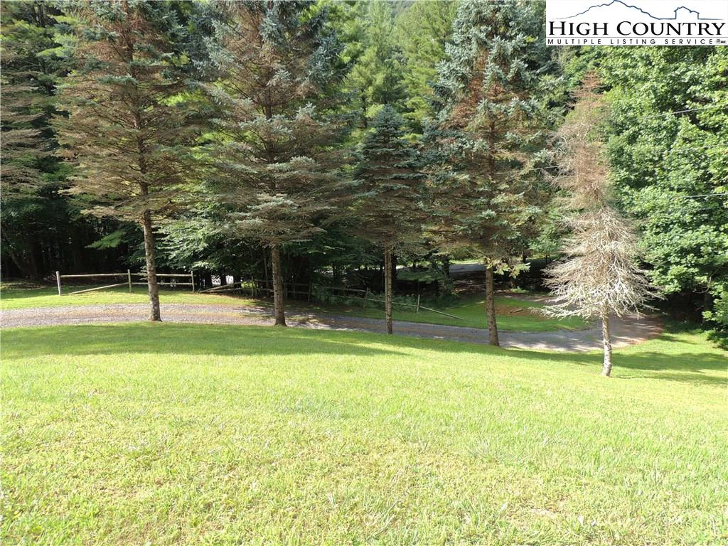 Image number 5 for the current listing
