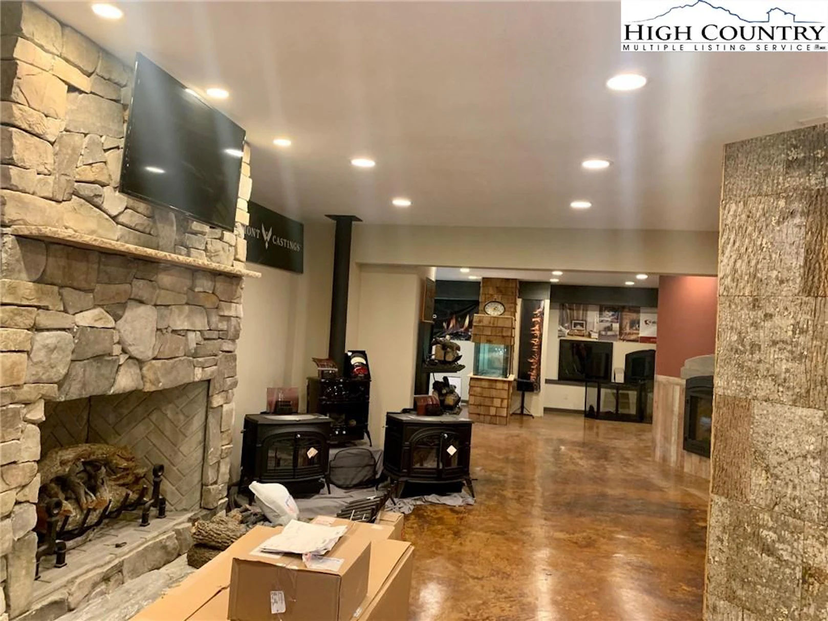 Image number 6 for the current listing
