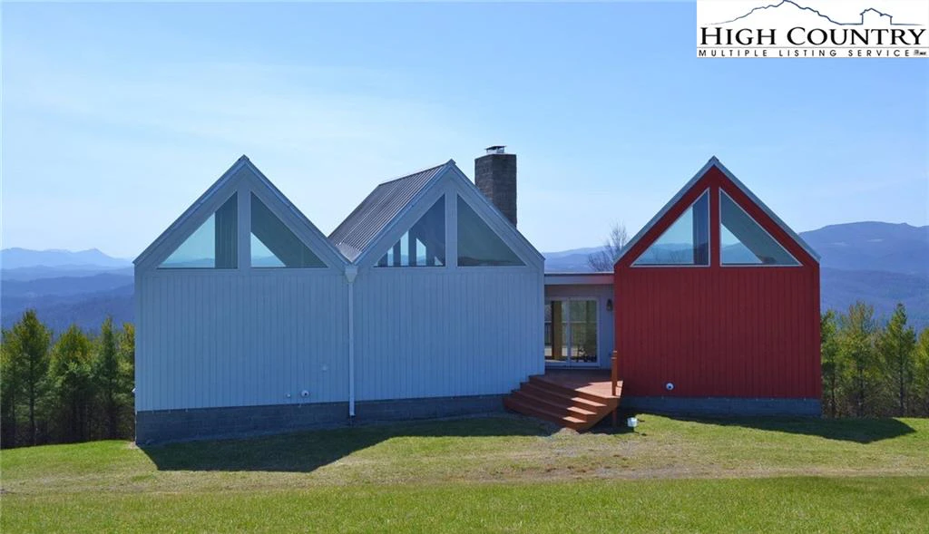 Image number 5 for the current listing