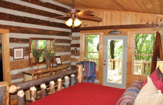 Image number 22 for the current listing