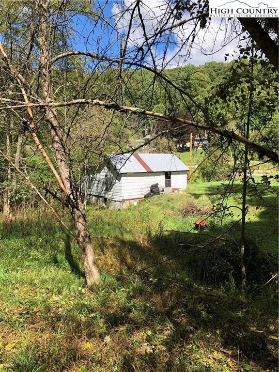 Image number 9 for the current listing