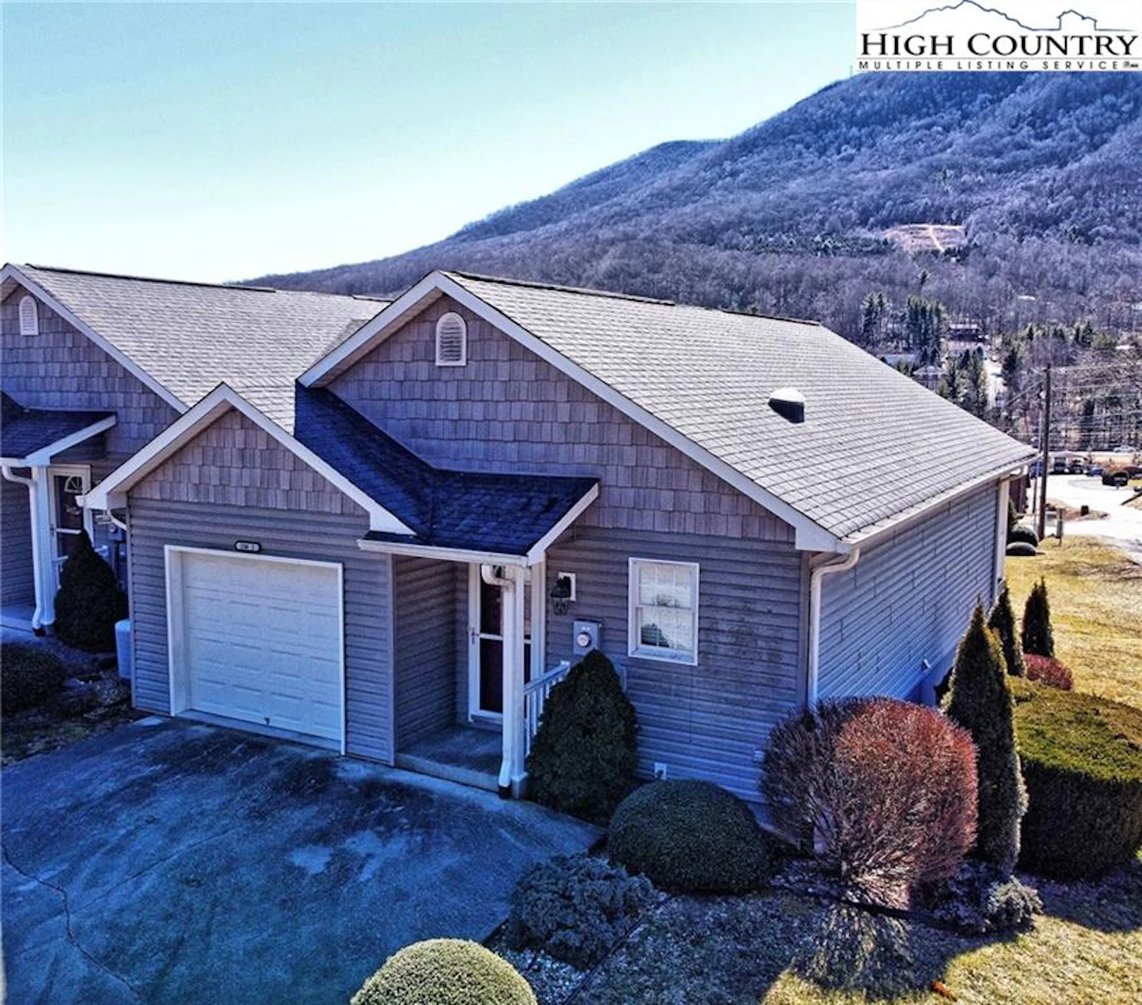 Image number 1 for the current listing