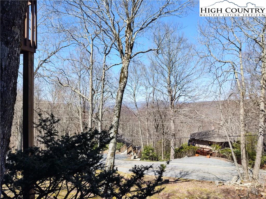 Image number 21 for the current listing
