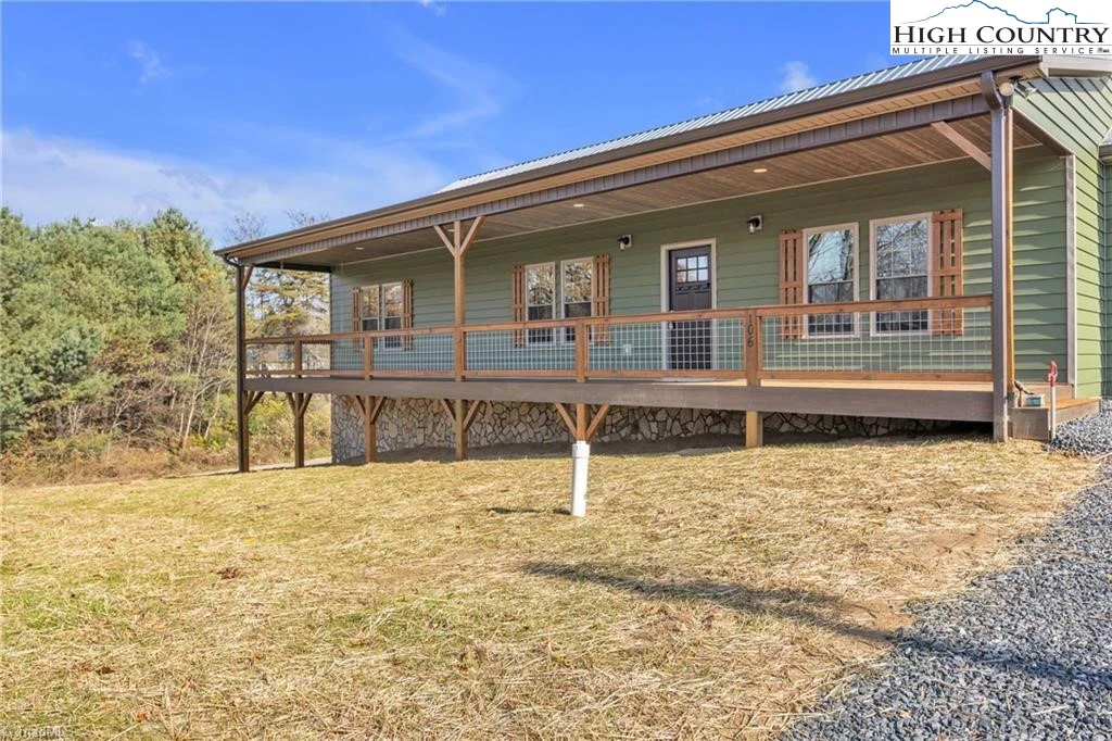 Image number 16 for the current listing