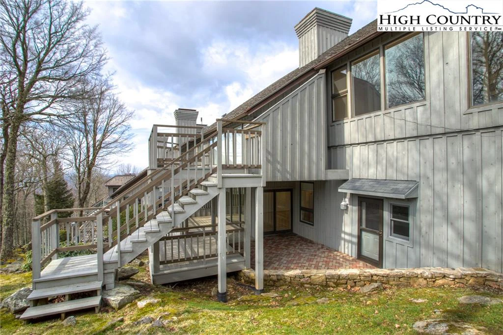 Image number 7 for the current listing