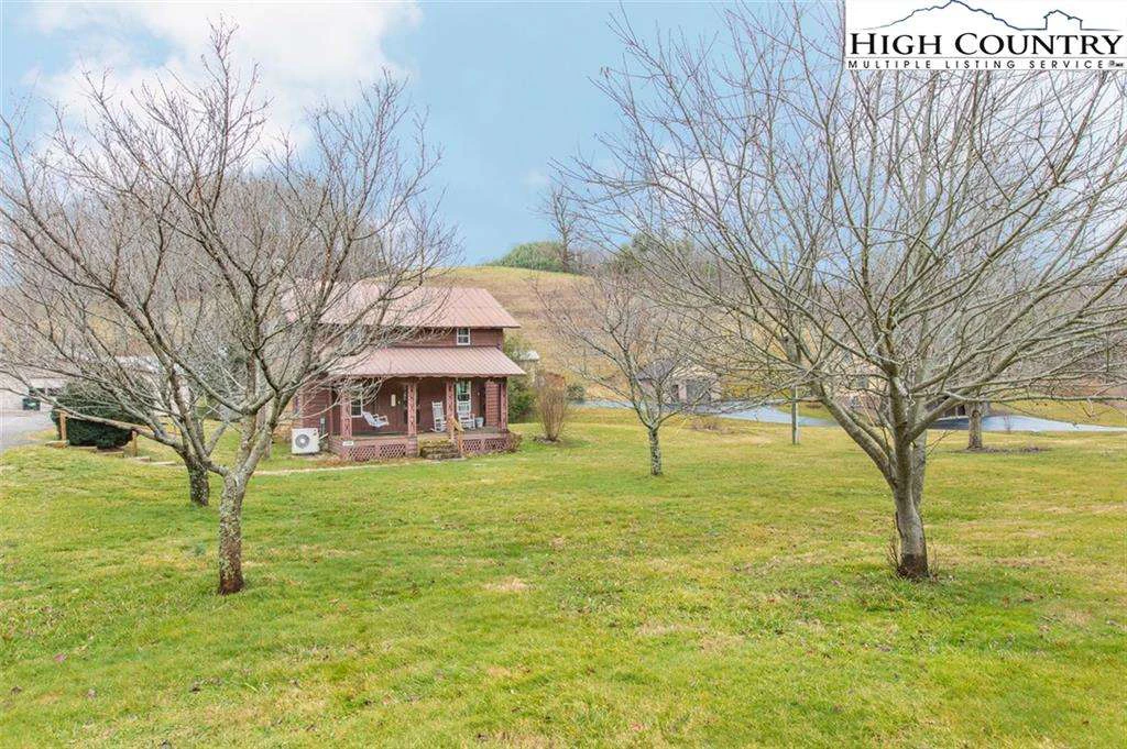 Image number 18 for the current listing