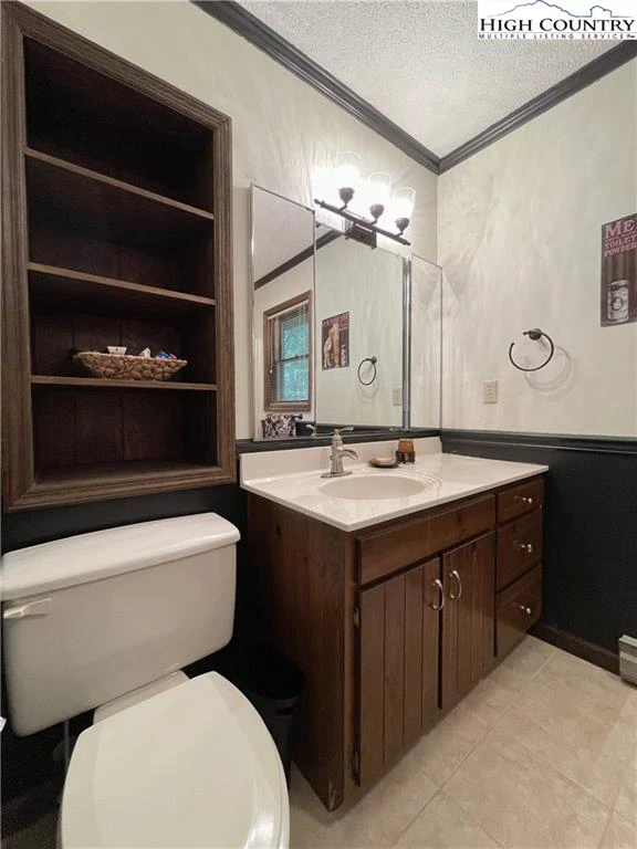 Image number 12 for the current listing