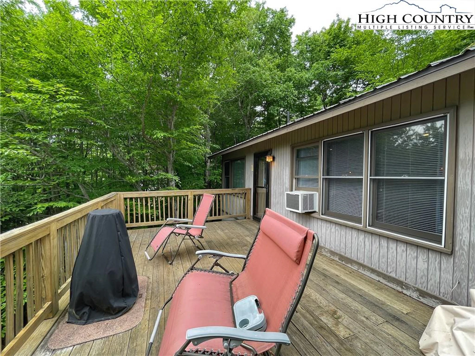 Image number 3 for the current listing