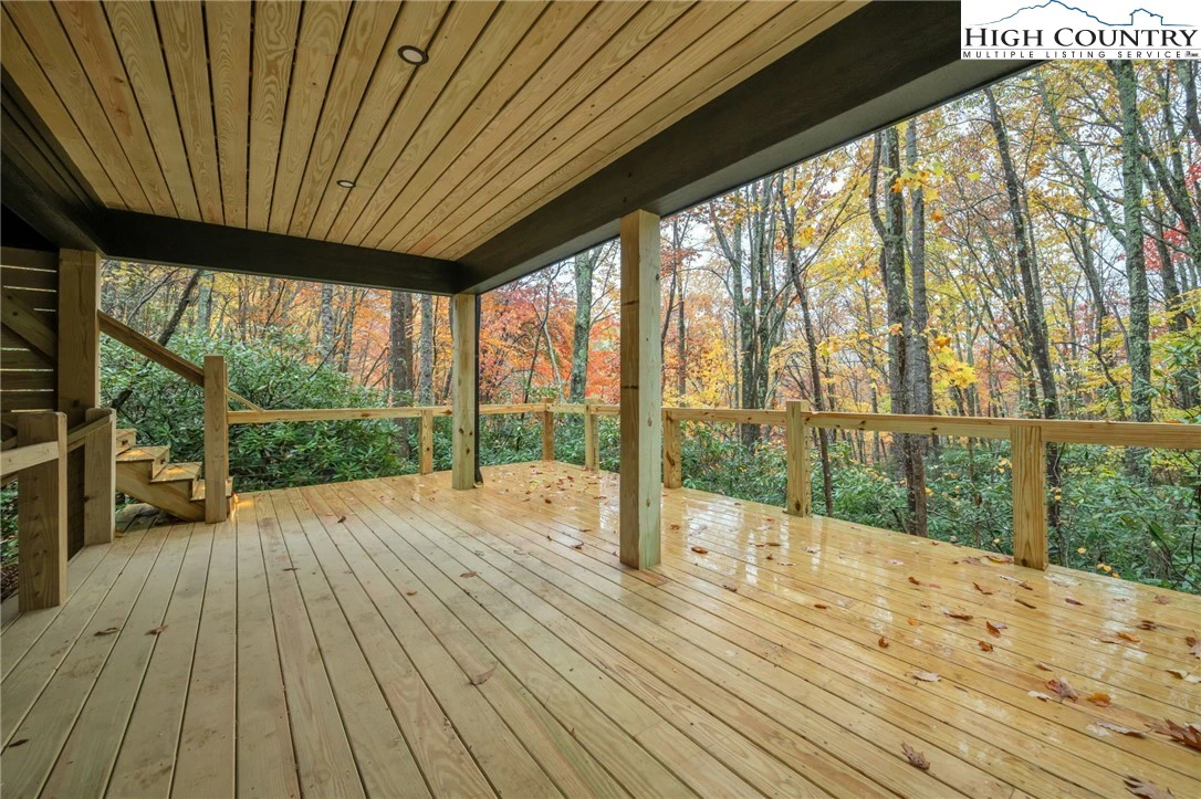 Image number 6 for the current listing