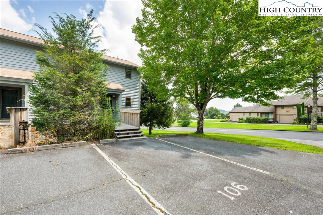 Image number 12 for the current listing