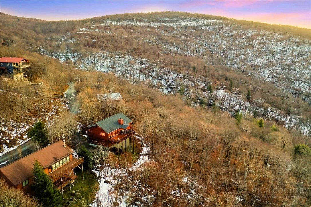 Image number 8 for the current listing