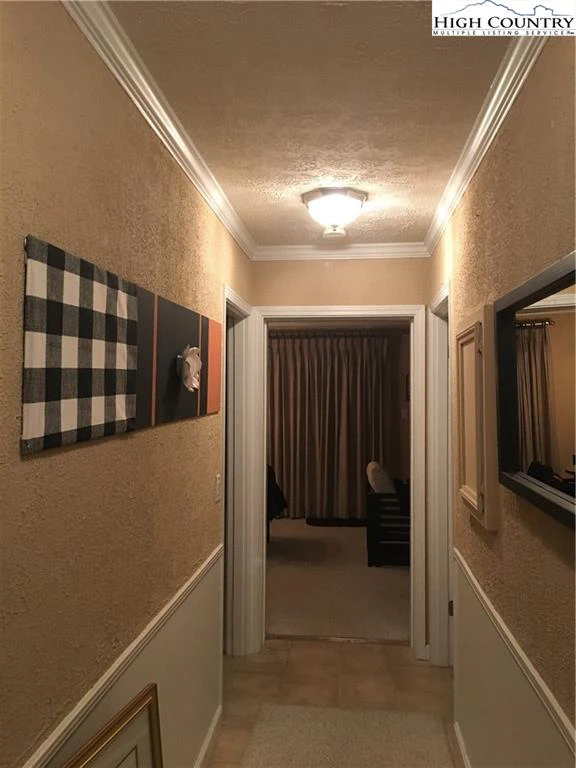 Image number 8 for the current listing