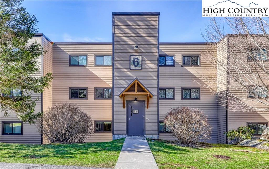 Image number 1 for the current listing