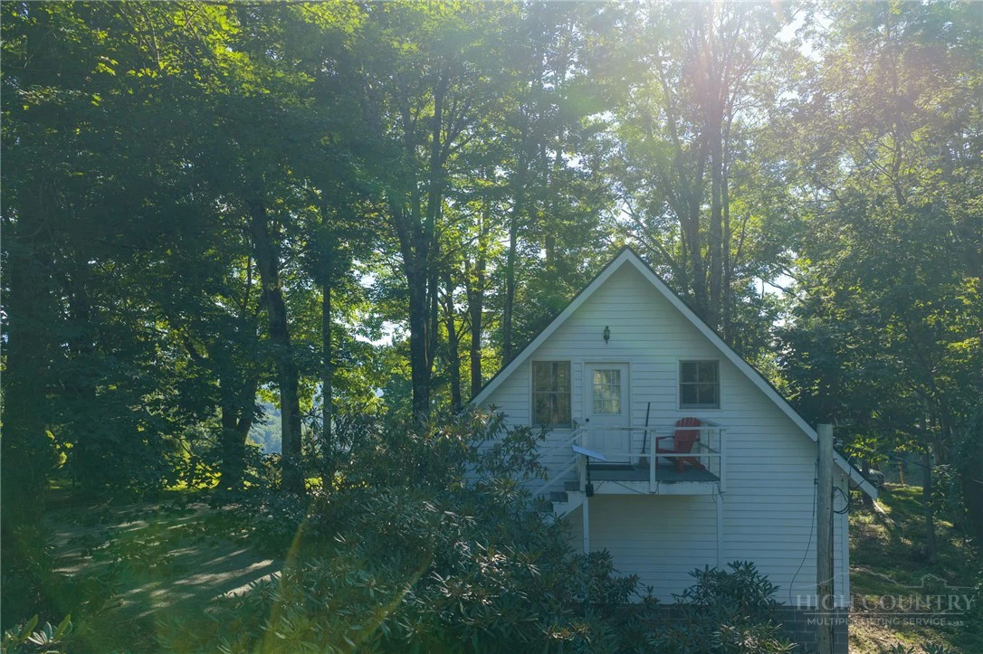 Image number 11 for the current listing