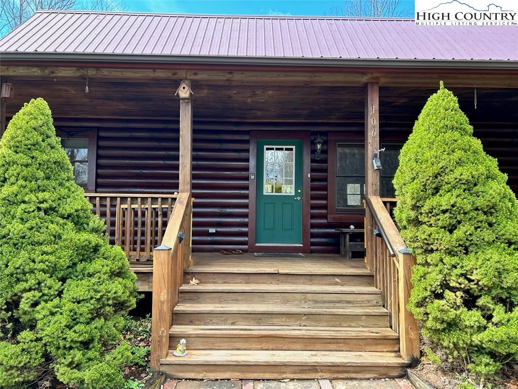Image number 1 for the current listing