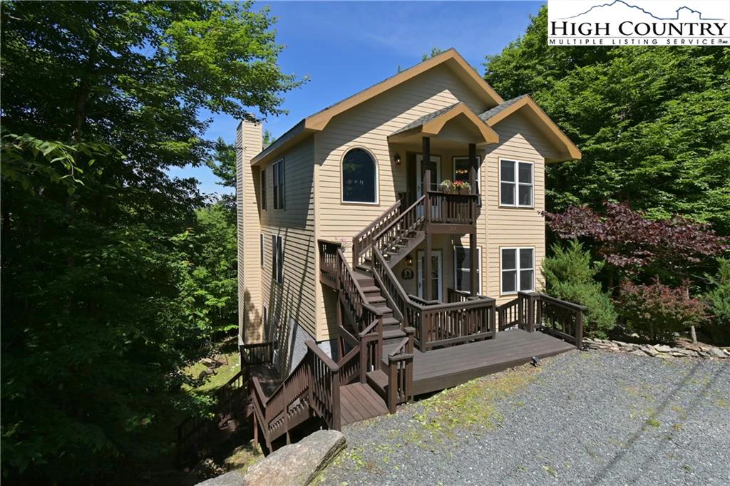 Image number 28 for the current listing