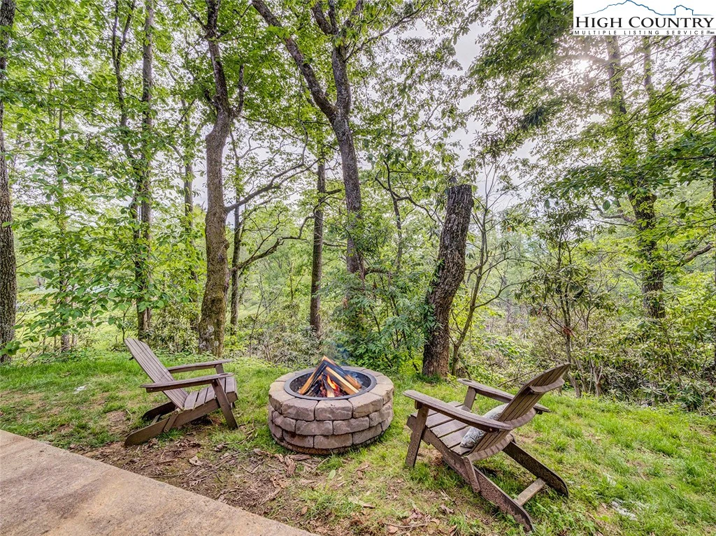 Image number 9 for the current listing