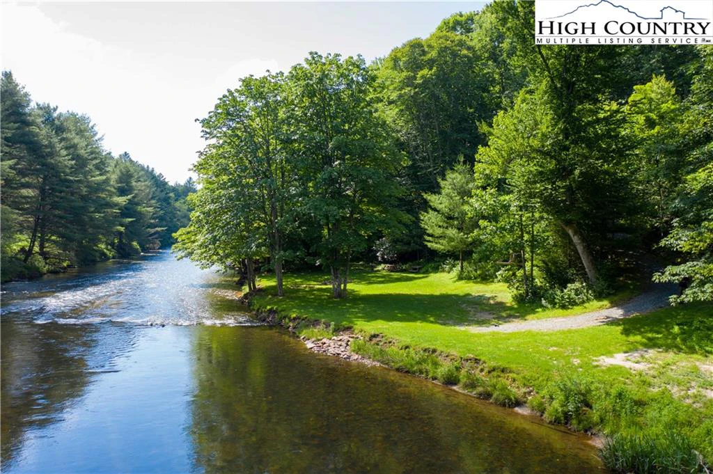 Image number 11 for the current listing