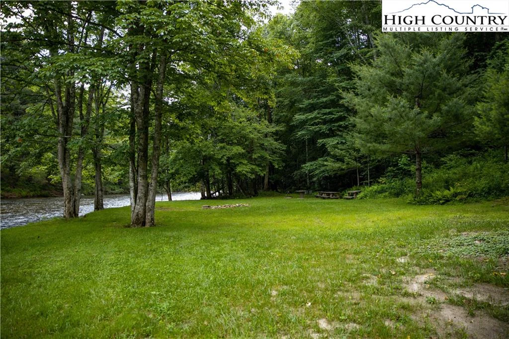 Image number 10 for the current listing