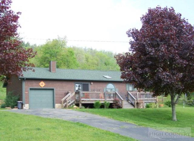 Image number 1 for the current listing