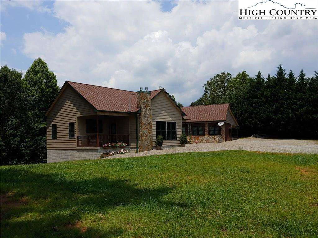 Image number 1 for the current listing