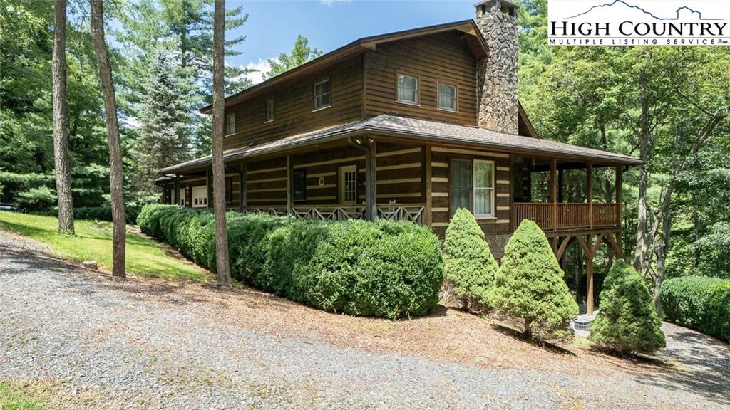 Image number 19 for the current listing