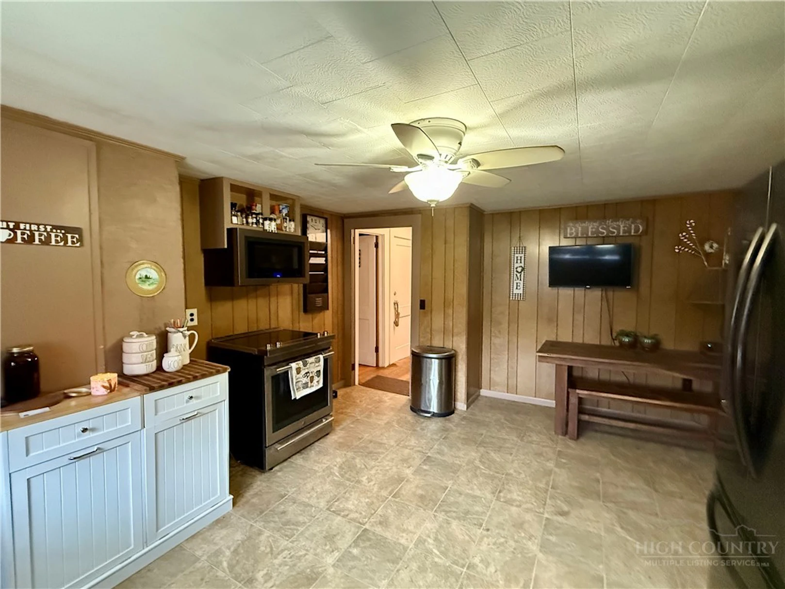 Image number 7 for the current listing