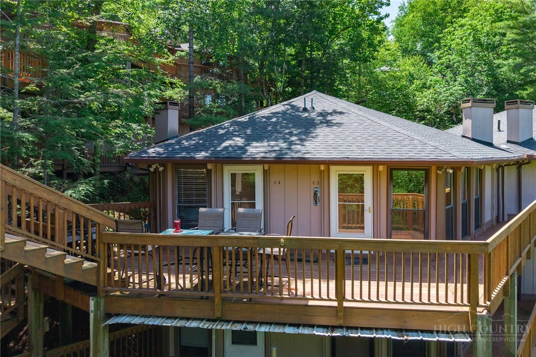 Image number 14 for the current listing