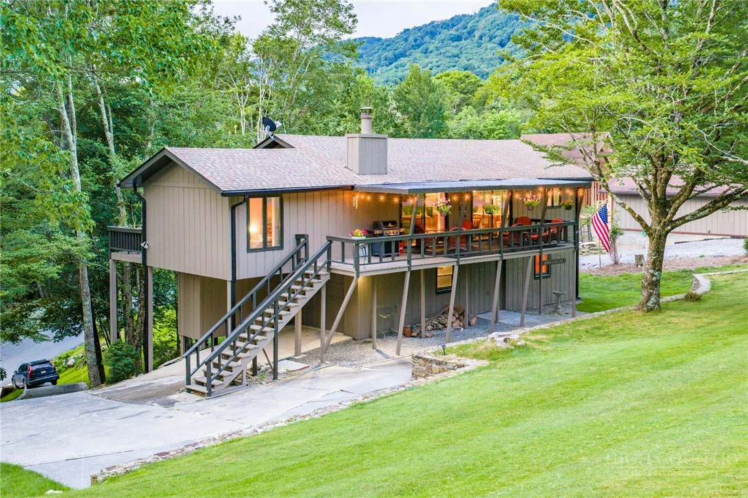 Image number 3 for the current listing