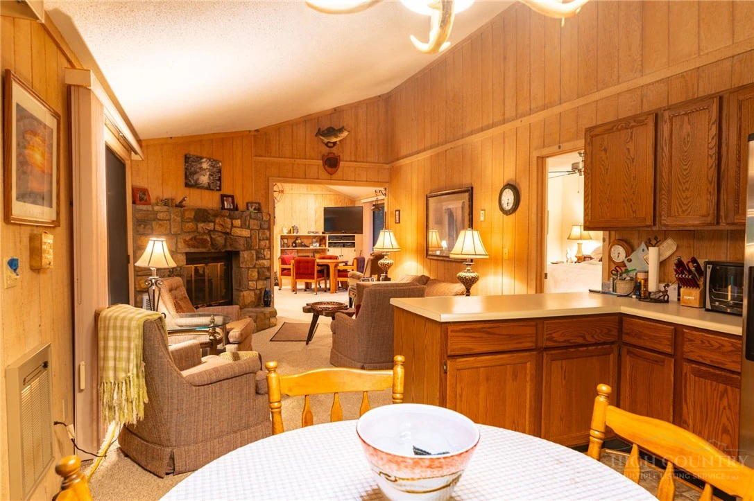 Image number 9 for the current listing