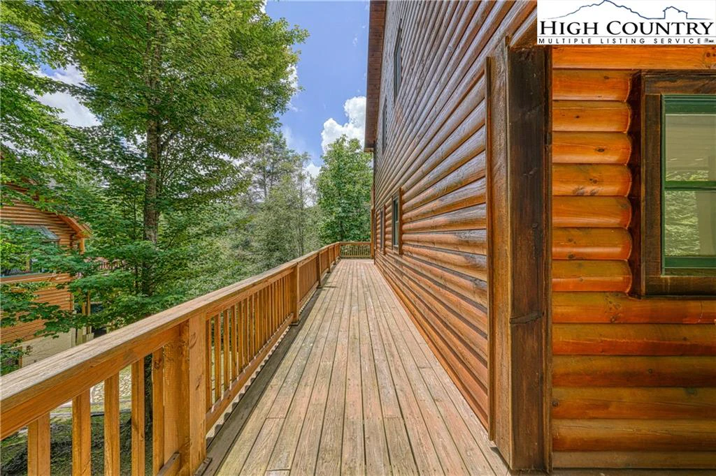 Image number 20 for the current listing