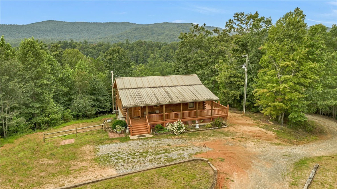 Image number 1 for the current listing