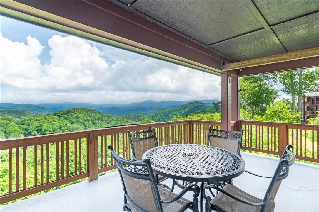 Image number 14 for the current listing