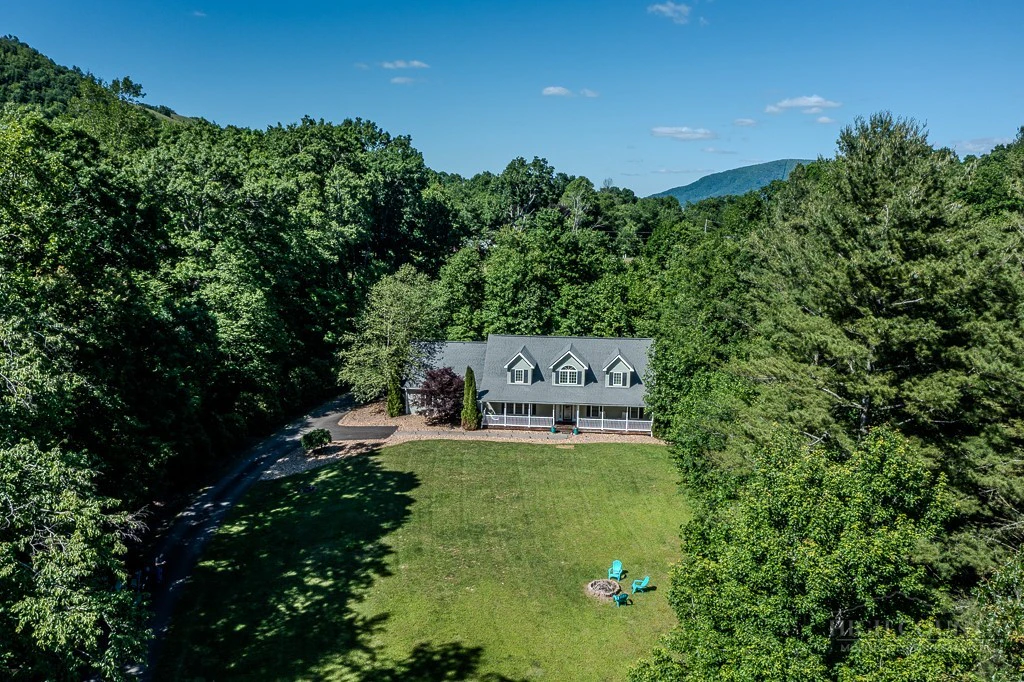 Image number 21 for the current listing