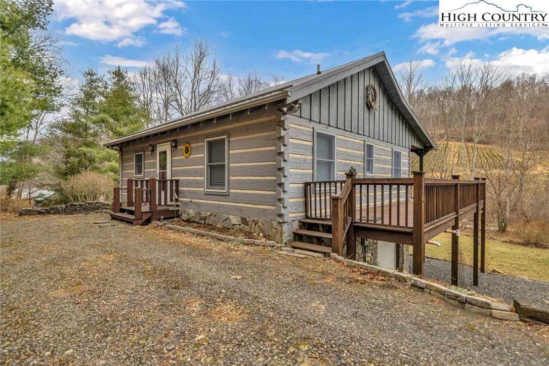 Image number 22 for the current listing