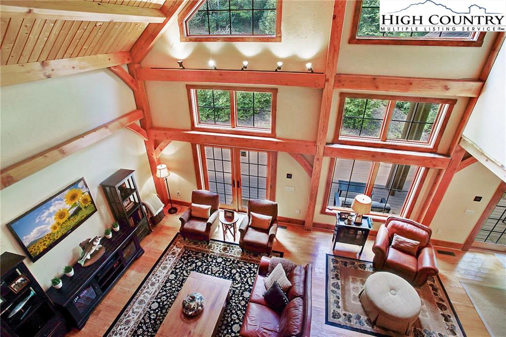 Image number 7 for the current listing