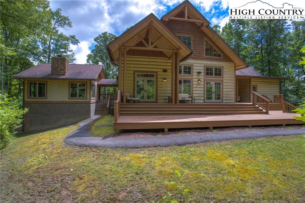 Image number 18 for the current listing