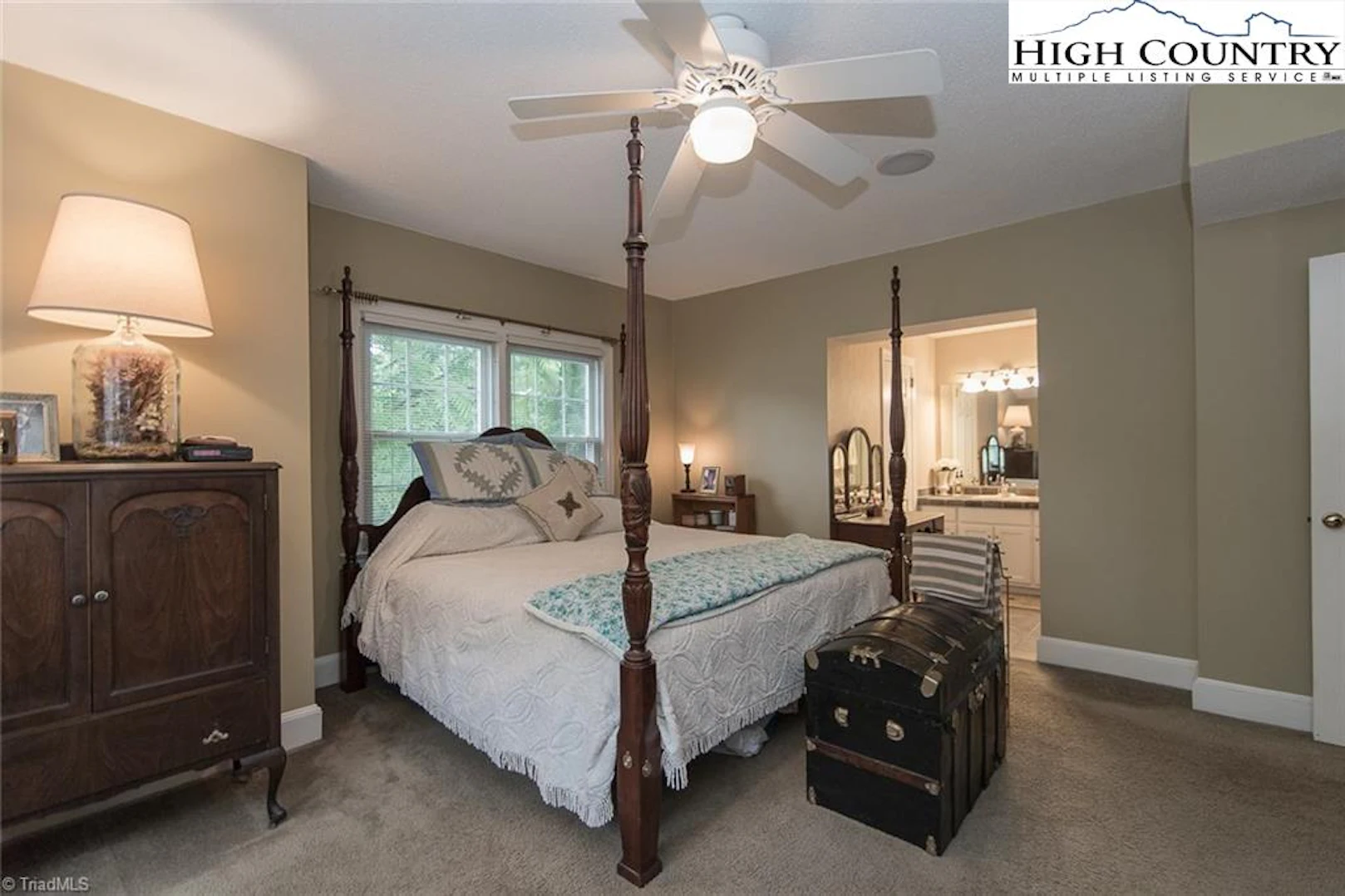 Image number 21 for the current listing