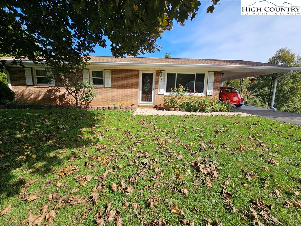 Image number 1 for the current listing