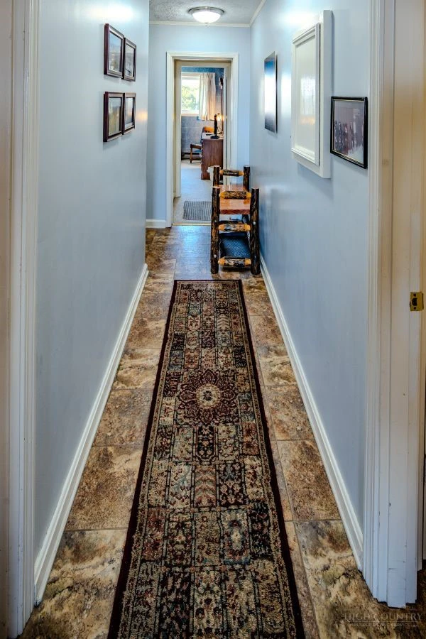 Image number 3 for the current listing