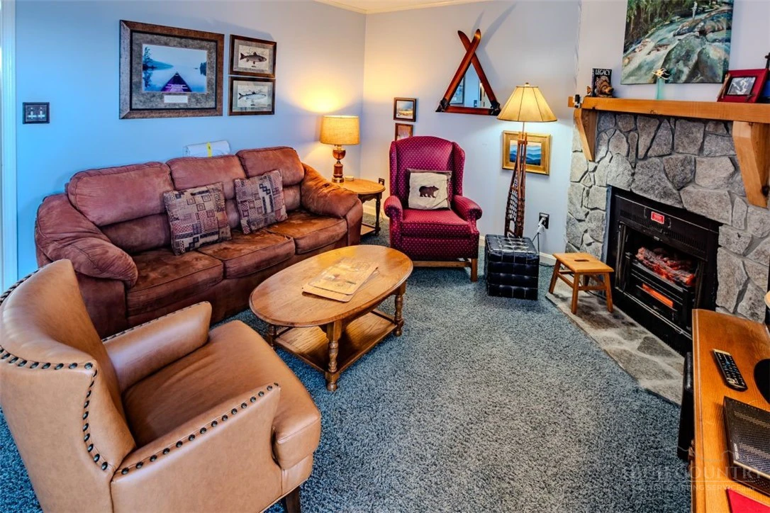 Image number 7 for the current listing