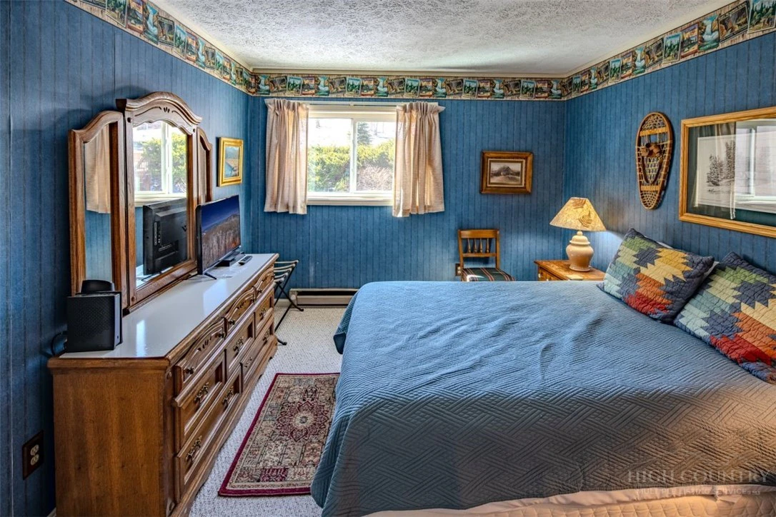 Image number 16 for the current listing