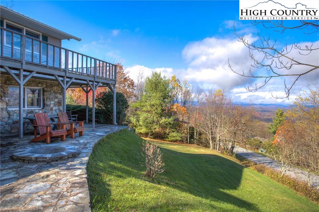 Image number 1 for the current listing