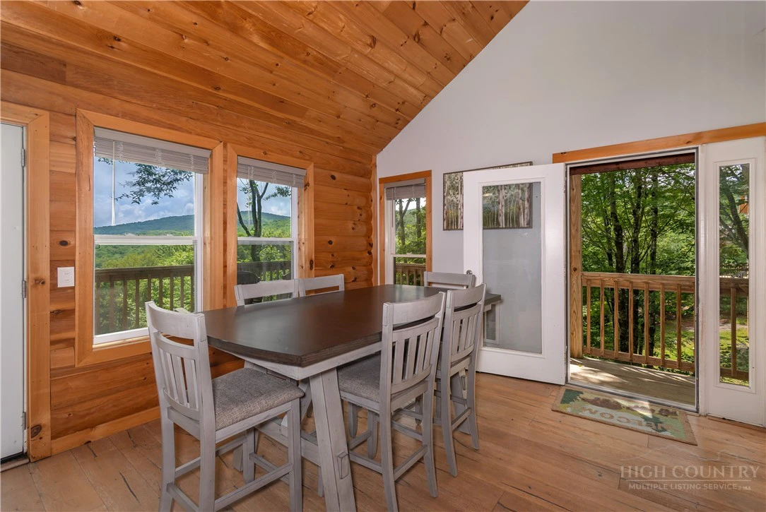 Image number 10 for the current listing