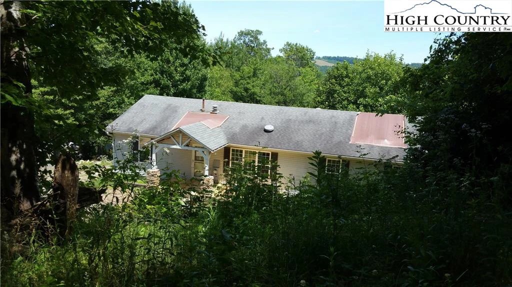 Image number 27 for the current listing