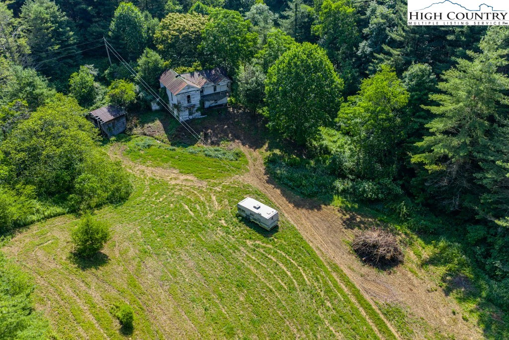 Image number 1 for the current listing