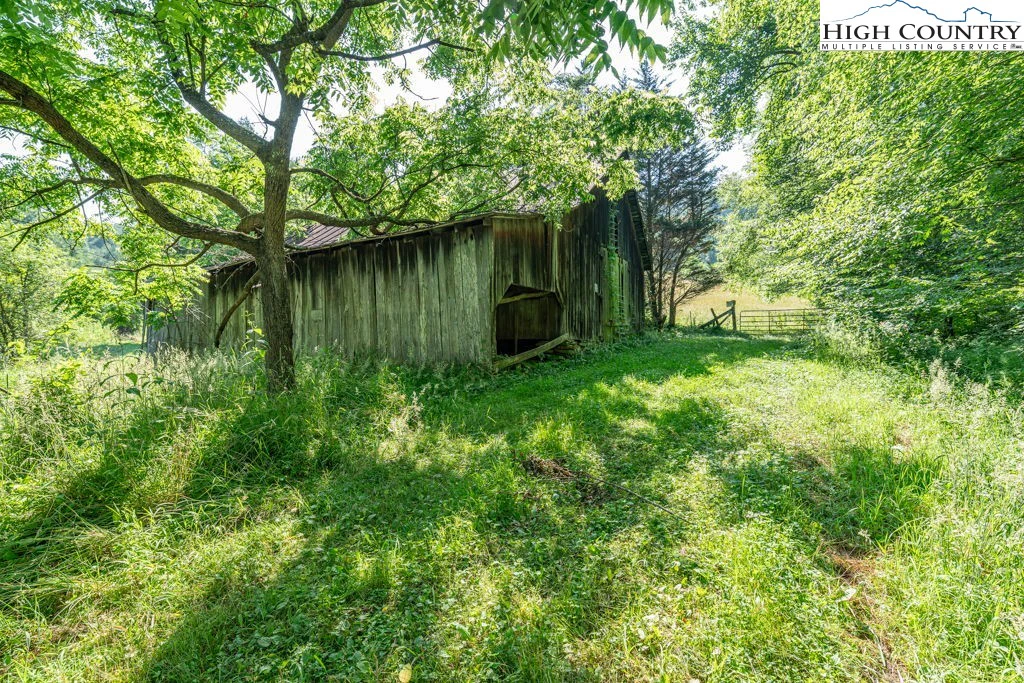 Image number 6 for the current listing