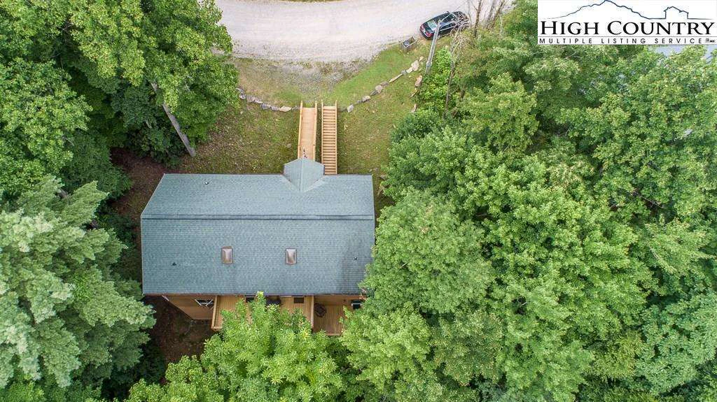 Image number 11 for the current listing